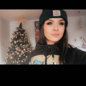 Meet your Posher, Tay